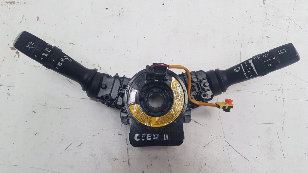 фото №1, Переключатель комбинированный лента подушка безопасности kia ceed ii