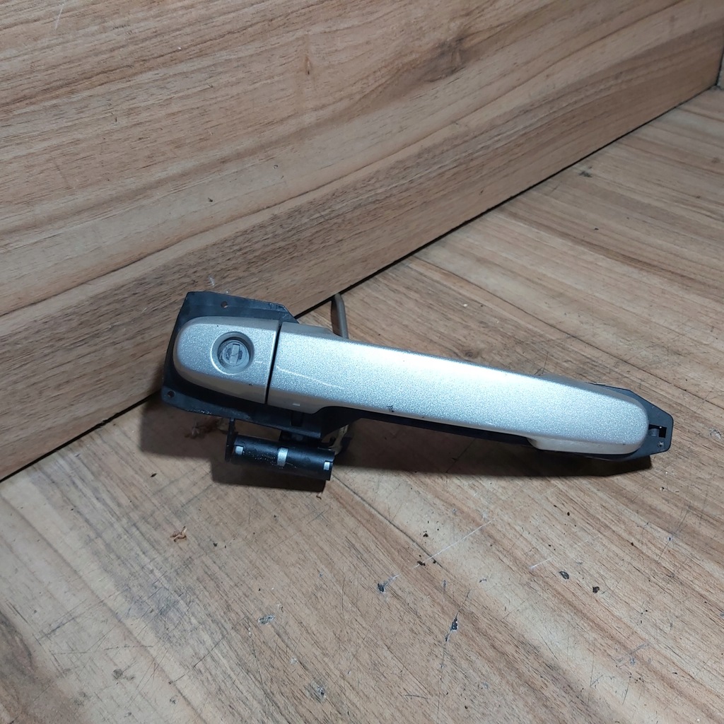 фото №1, Ручка левая перед corolla verso ii