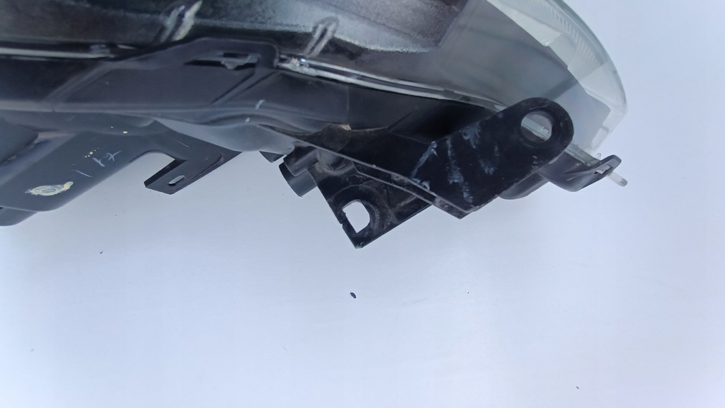 фото №12, Toyota yaris iii 3 lift 14-17 лампа левая перед eu