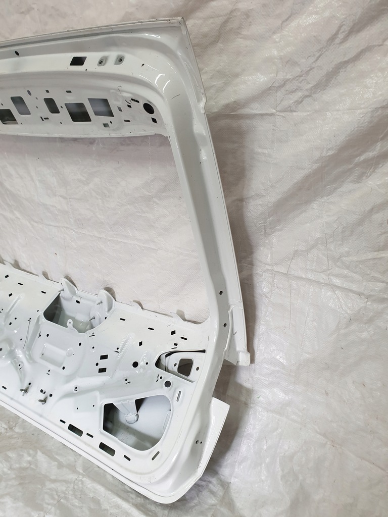 фото №10, Skoda scala 657 19- крышка багажника багажника