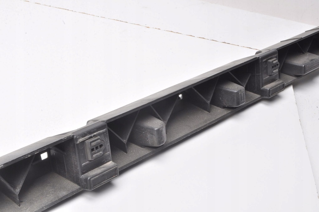 фото №6, Volvo v60 ii s60 iii 2018- направляющая кронштейн порог левый 32262698