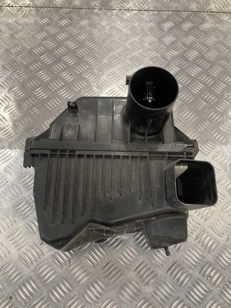 фото №1, Корпус фильтра воздуха toyota rav4 v 19- 2.5 h