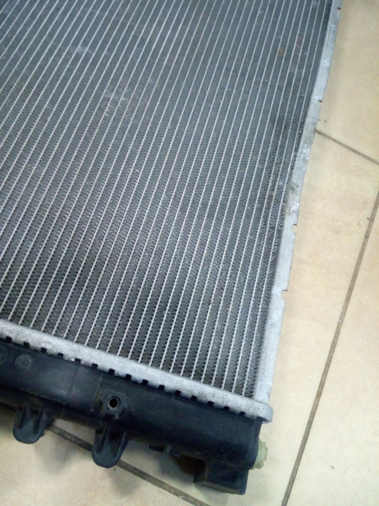 Радіатор води fiat 500 рестайлінг . 0.9 / 1.3 8797610000 / 879760300 оригінал. в Україні