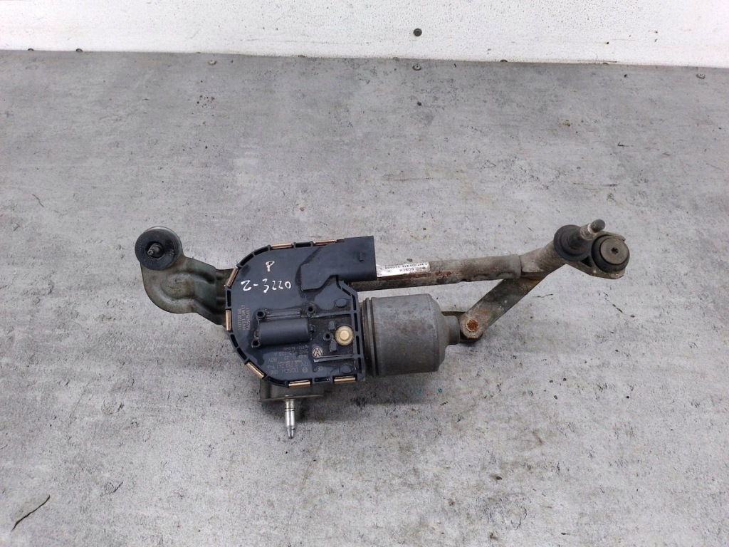 Моторчик двірник правий vw golf plus 1 3397020816 0390241946 bosch Київ