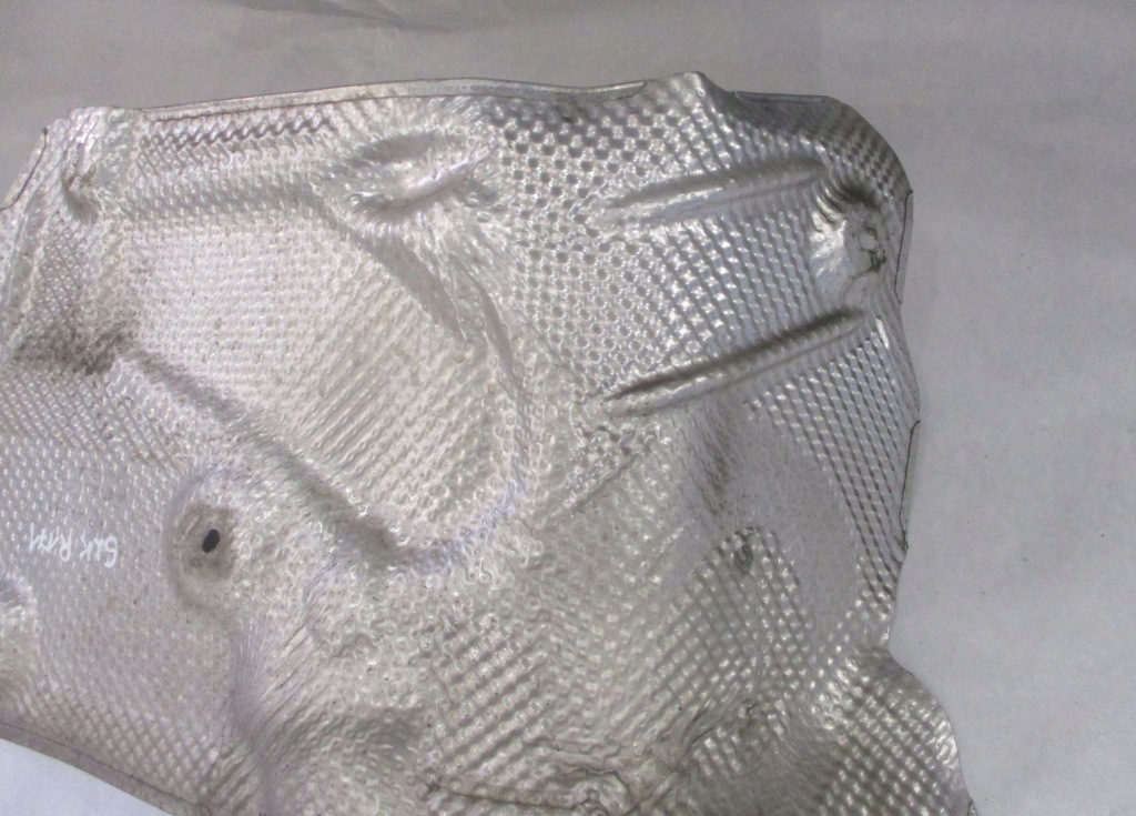 Защита тепловая mercedes slk r171 a1716821571 Оригинал