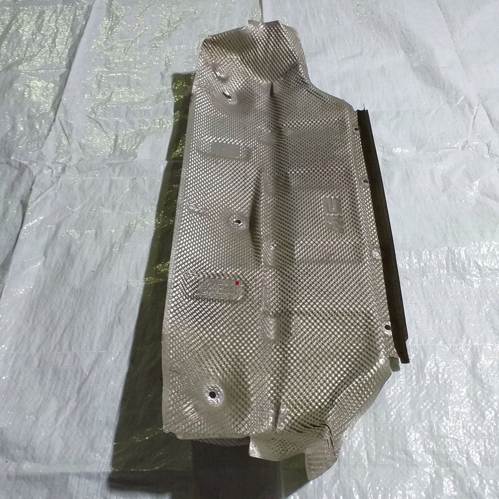 фото №1, Bmw m2 f87 защита тепловая глушителя 8065405