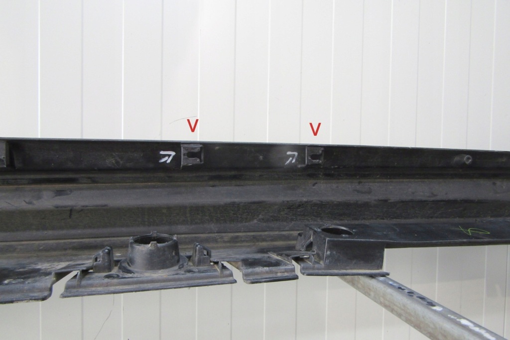 фото №9, Молдинг порог правая toyota corolla xii kombi e21