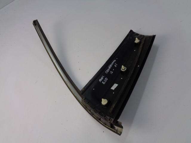 фото №4, Молдинг стійка правий задня mini countryman r60 2010-