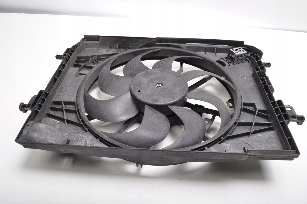 фото №6, Renault captur i 1.5 вентилятор радіатора 214818009r