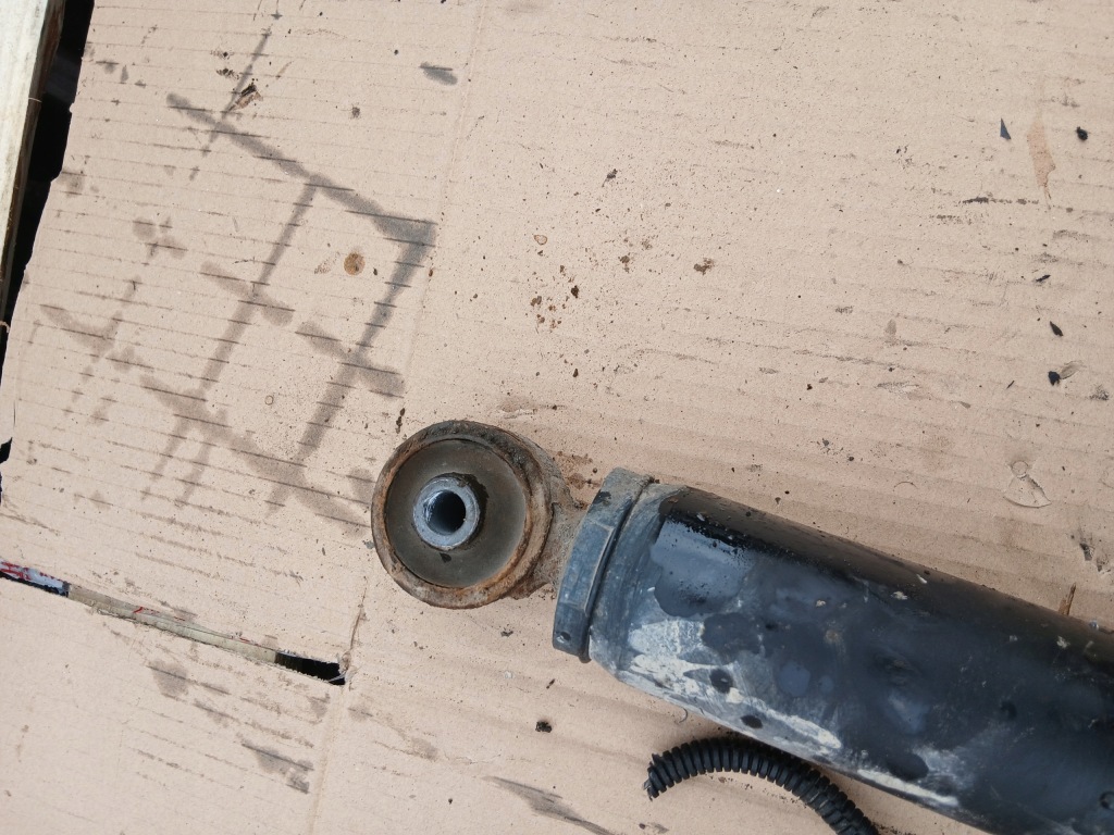 Купити Амортизатор ids правий лівий opel astra h 13191633 13191634 опис