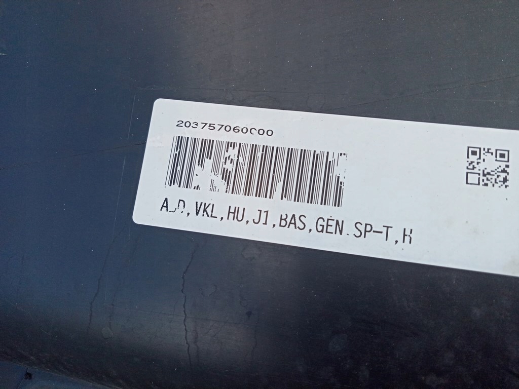 фото №12, Porsche taycan 9j1 - бампер спойлер диффузор задняя 9j1807983f