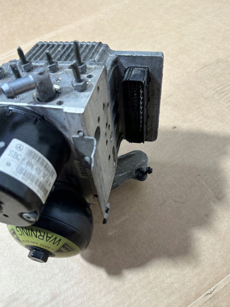 Насос гальмівна блок керування abs sbc mercedes sl r230 a0064313312 в Україні