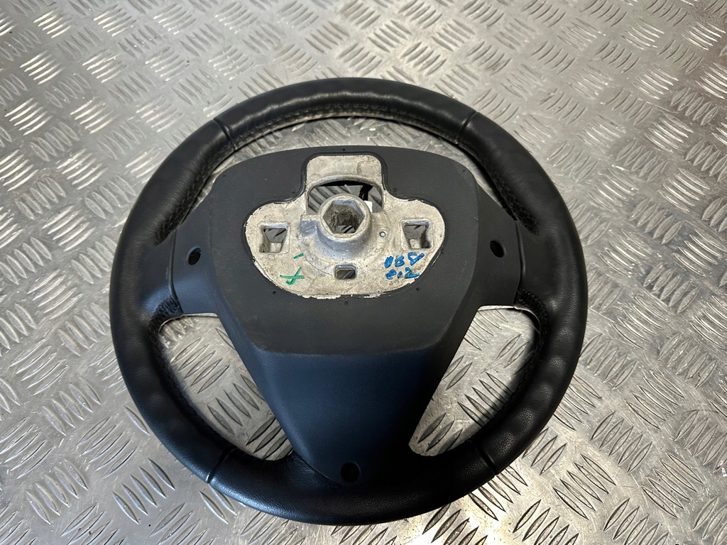 фото №10, Ford b-max воздуховод кожа ładna