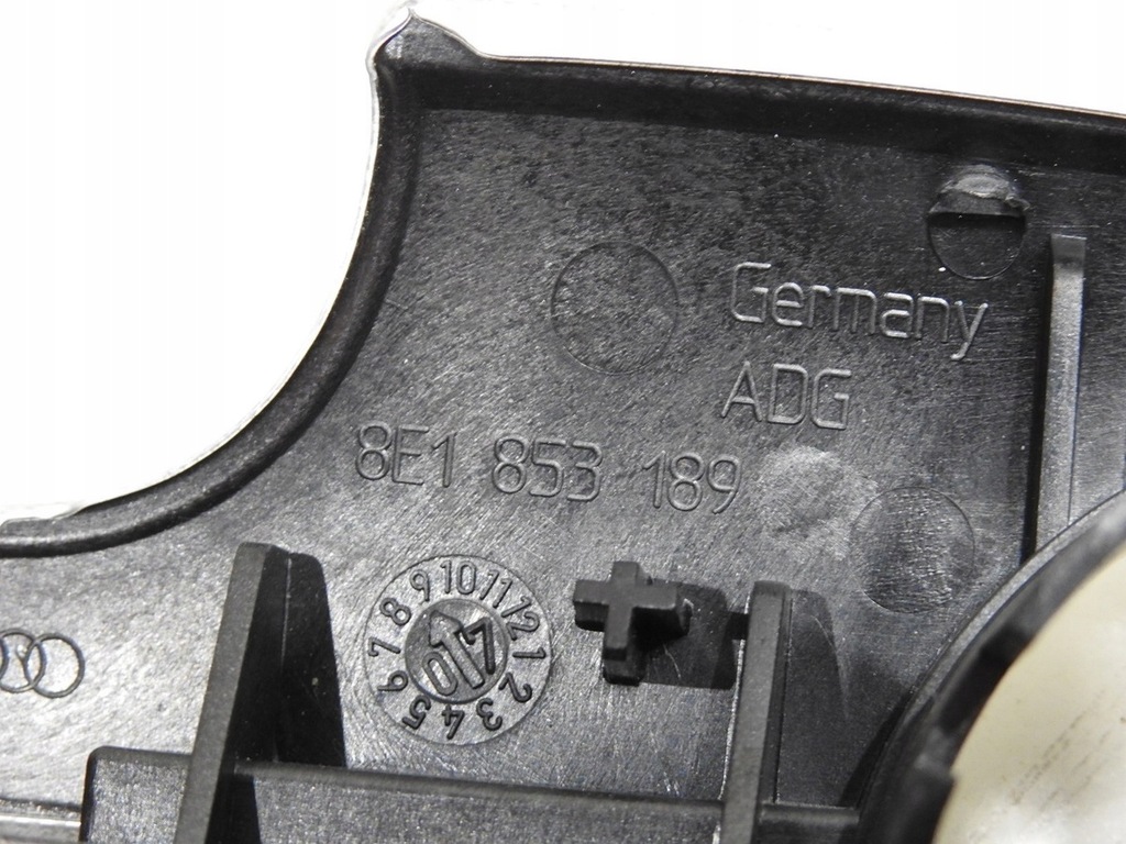 фото №7, Молдинг декоративная консоли левая audi a4 b7 8e1853189