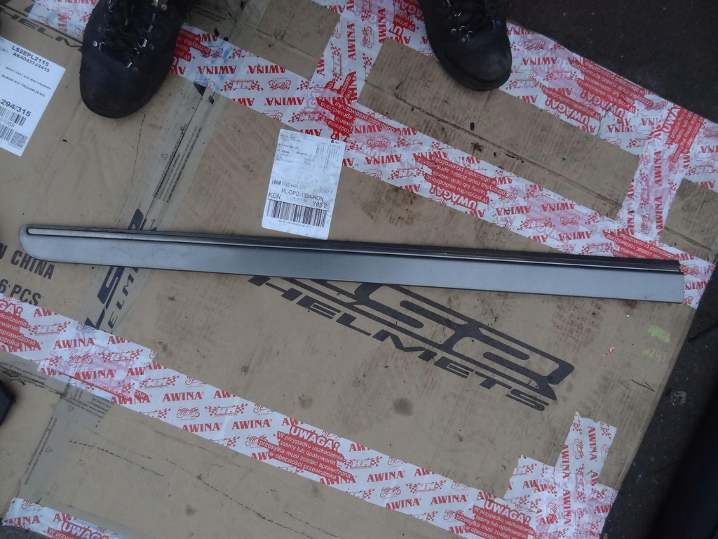 фото №1, Молдинг двері лівий перед mercedes w245