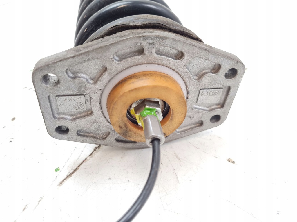 2007 maserati quattroporte амортизатор задний 226149 Цена