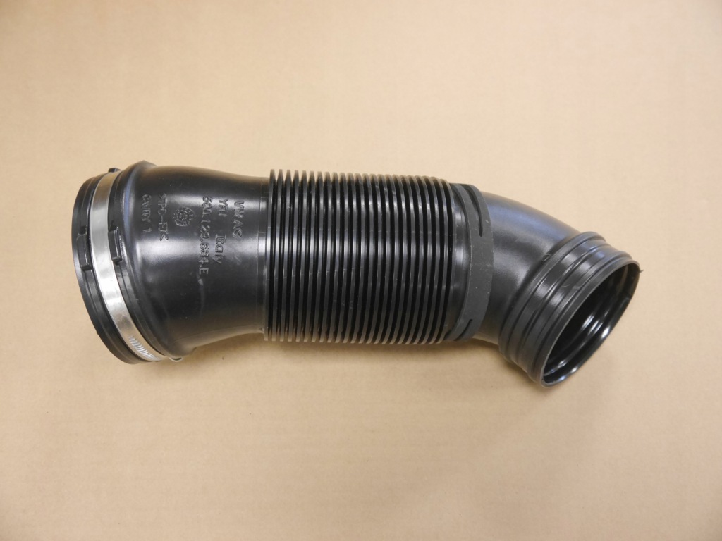 фото №1, Audi a3 8y шланг воздуха 5q0129684e