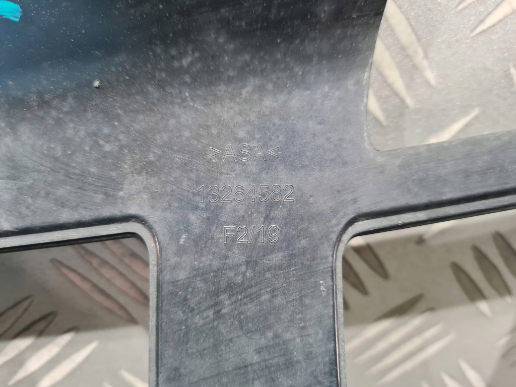 фото №16, Решітка радіатора решітка радіатора opel astra j gtc