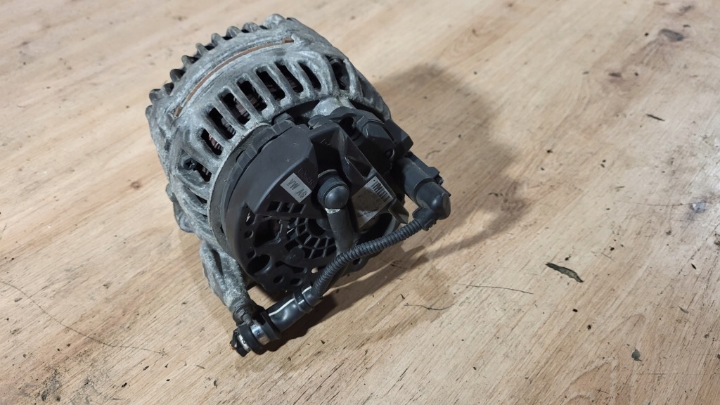 Купить Генератор vw golf 5 v 2,0 tdi 06f903023f 140a