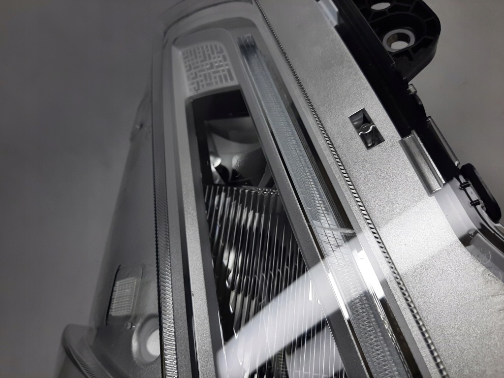 фото №12, Volvo fmx лампи фари nowe 23752809 23752806