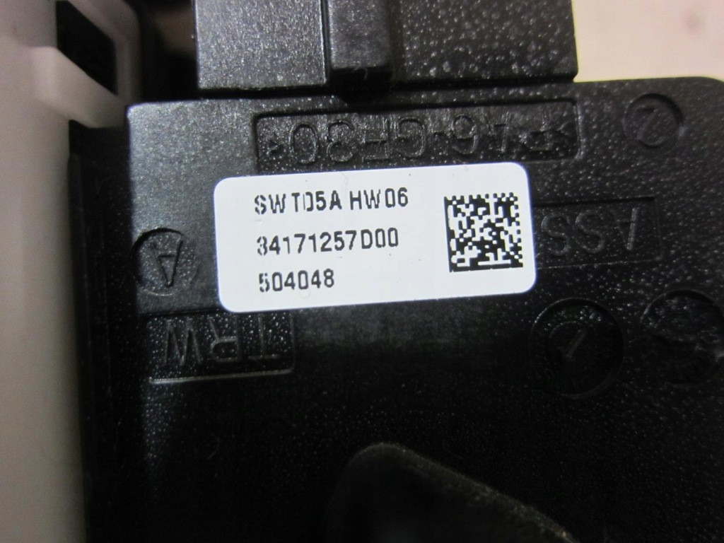 Bmw x3 g01 натяжители поперечина передний перед правый  левое  7469951 72117469960 в Украине