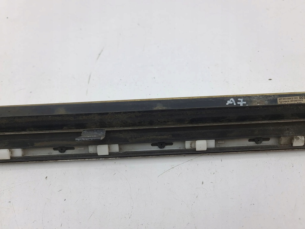 фото №10, Audi a6 allroad c5 2004 ліва сторона молдинг двері передніх