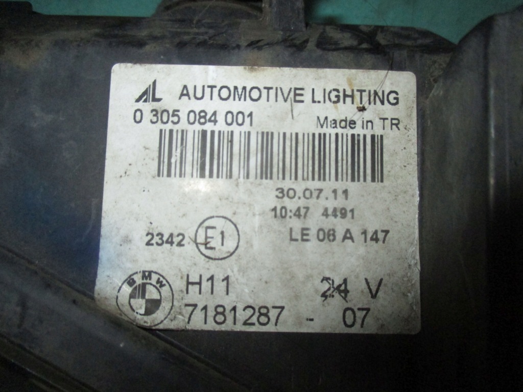 Bmw e82 рестайлинг  11r противотуманная фара левый 0305084001 7181287 Недорого