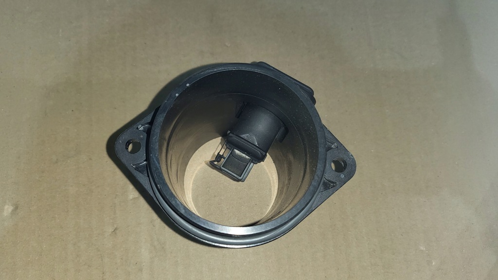 фото №4, Расходомер nissan renault clio iii 1.5 dci 8200299956