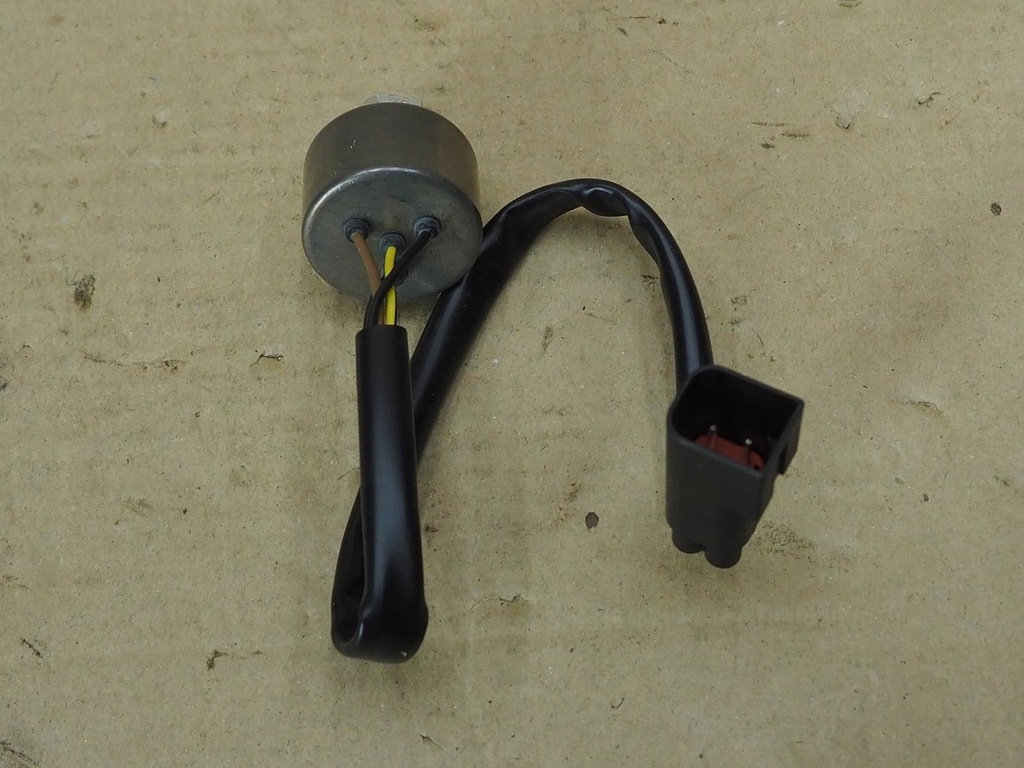 фото №16, Датчик давления кондиционера ford 95gw19d566aa