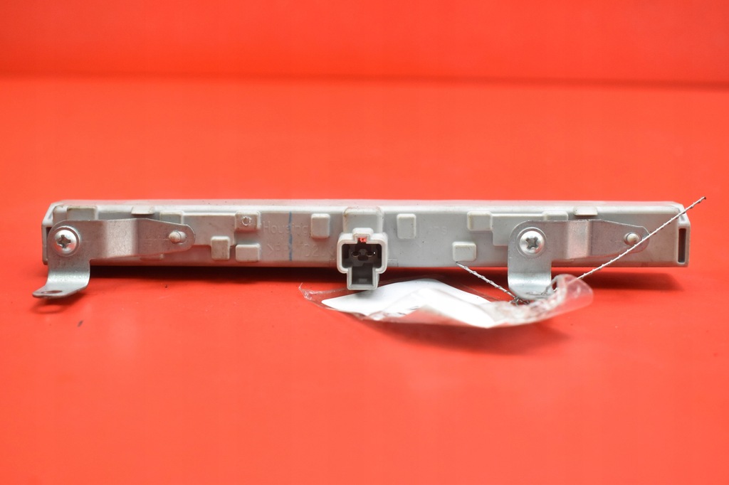 фото №5, Свет стоп-сигнал стоп toyota avalon xx40 sedan 13-18