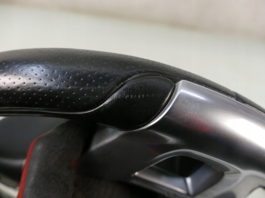 фото №16, Volvo xc60 i lift r-design повітропровід багатофункціональний s60 v60 v40