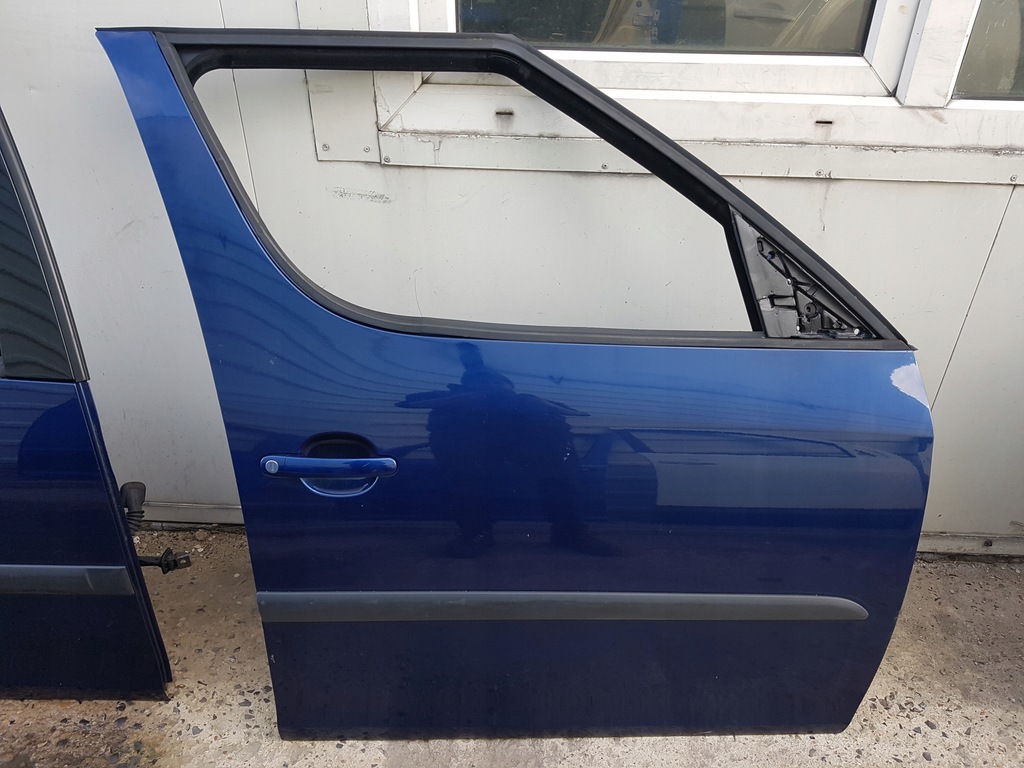 фото №1, Skoda roomster 06-15r дверь правое перед 8d8d 9462
