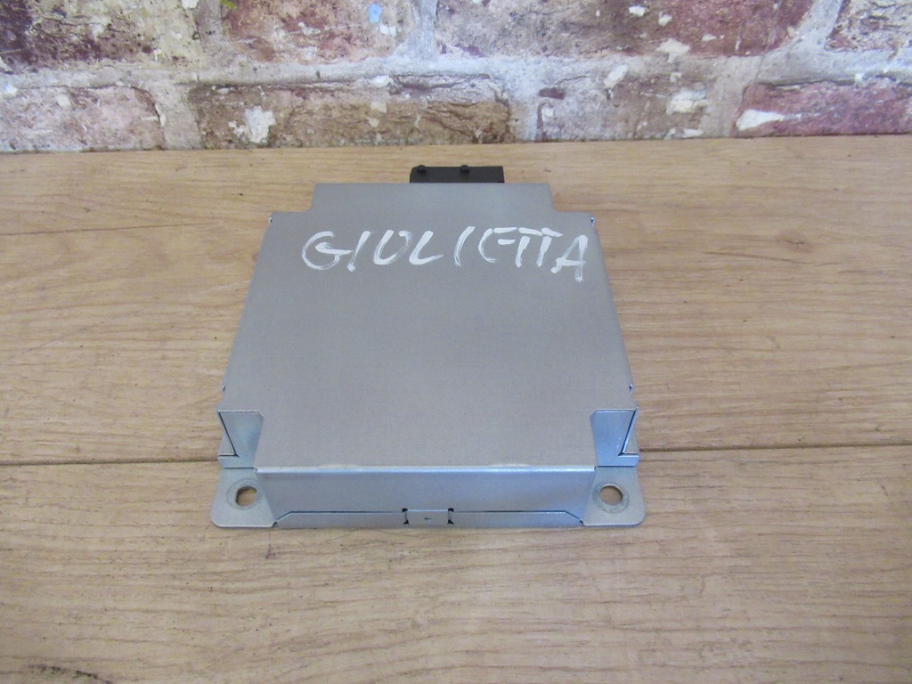 фото №1, Модуль радіо 51833517 alfa romeo giulietta 2011 rok