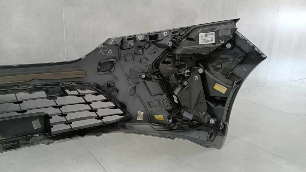 фото №13, Бампер перед передний renault clio 5 v lift 23- led