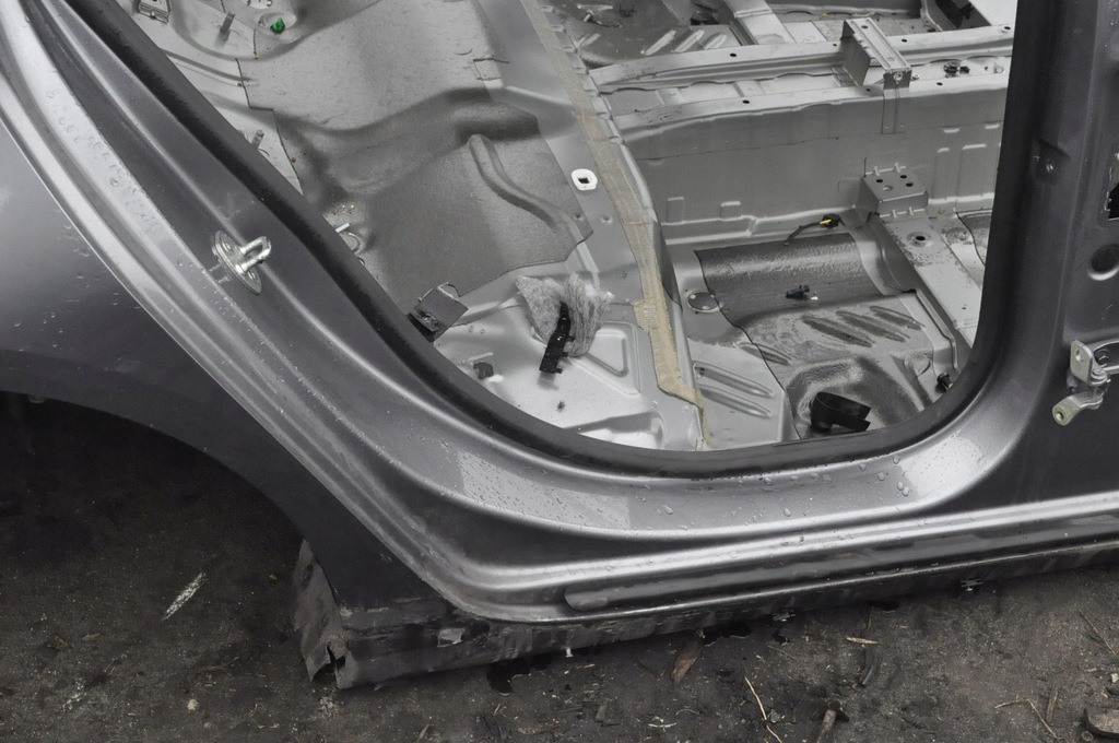 фото №2, Opel insignia ii b блок двигателя порог правый