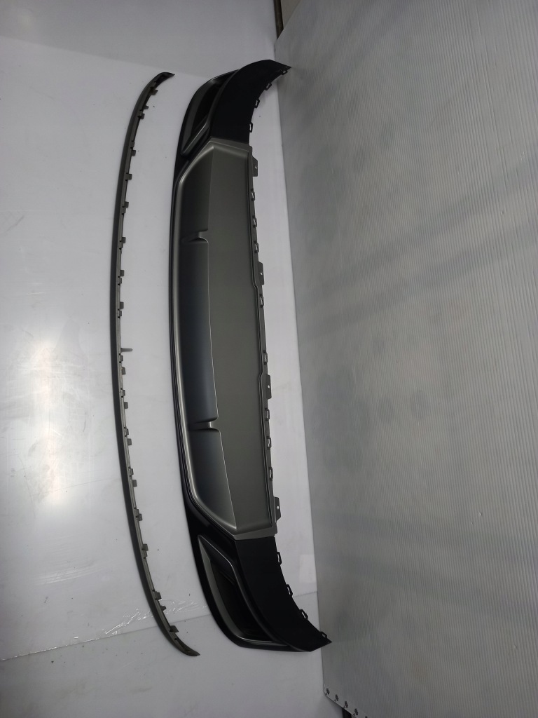 фото №9, Дифузор спойлер бампера задня audi q8 s-line 4m8807521c