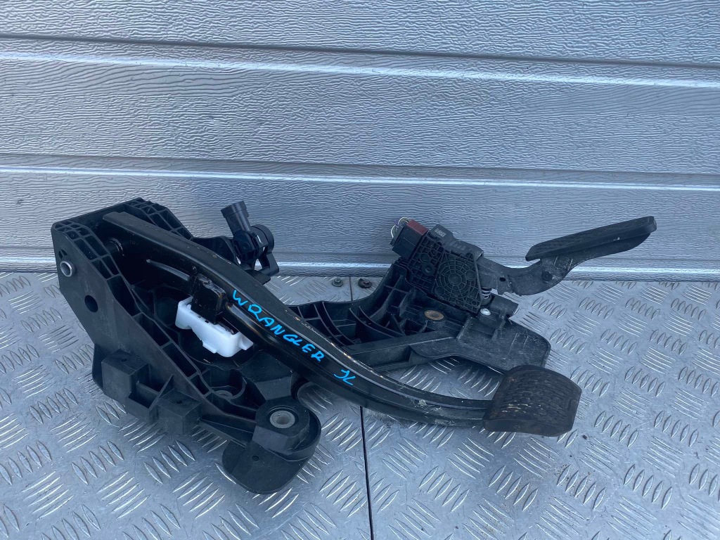 фото №1, Jeep wrangler jl педали газа тормоза 04581893ae