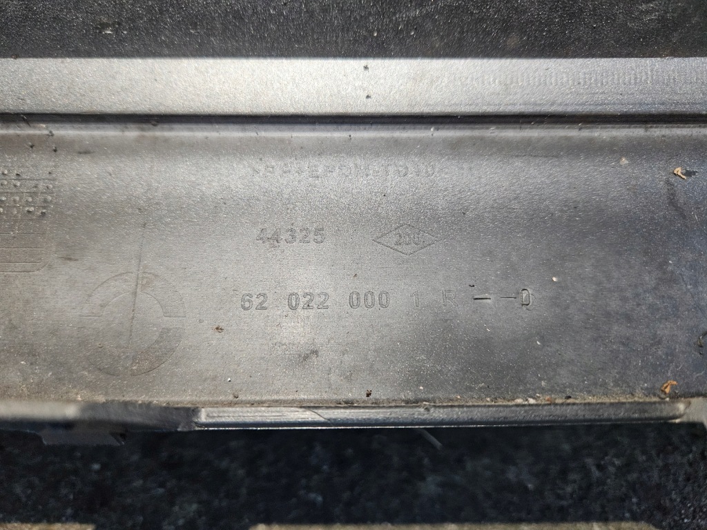 Бампер перед передний renault laguna 3 iii 620220001r полный org Доставка