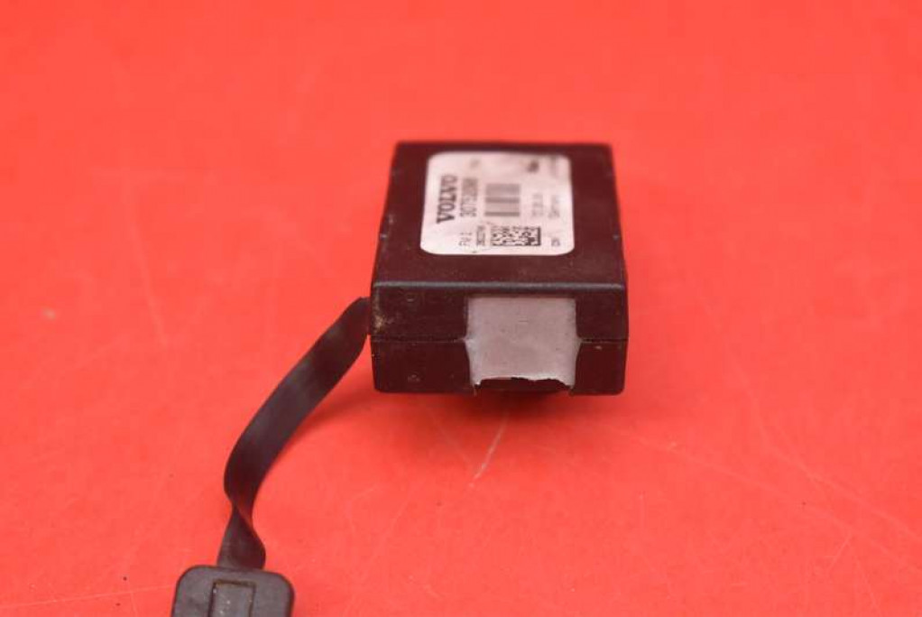 фото №6, Усилитель антенны 30752098 volvo xc90 1 i 06-14