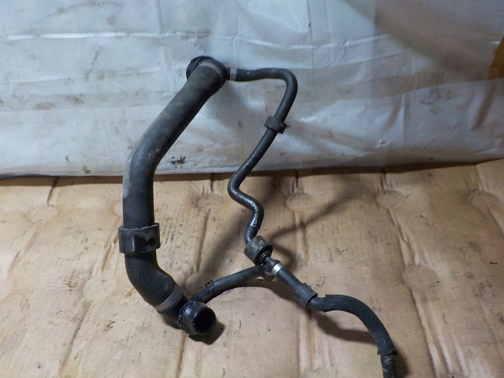 фото №2, Skoda rapid 1.6 tdi 2016r шланг водяной