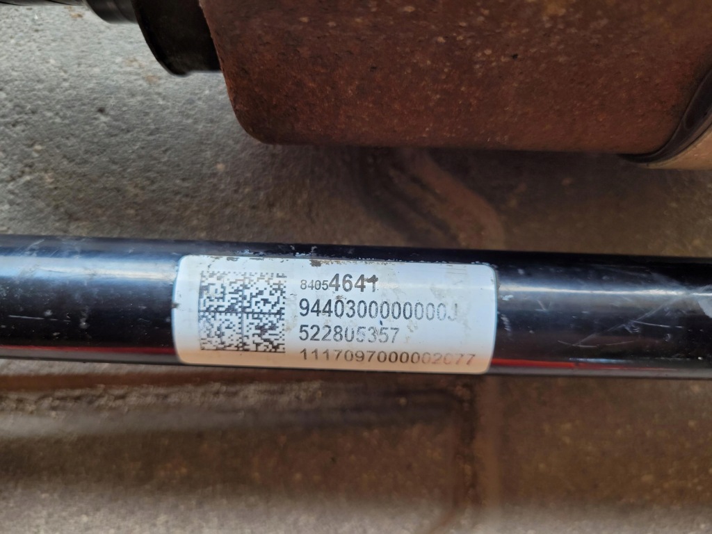 Привідний вал перед передня ліва 84138327 opel insignia b 1.6 d cdti в Україні