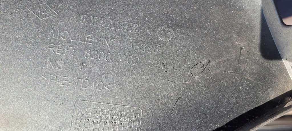 Renault clio 3 бампер задний задний 8200402320 Недорого