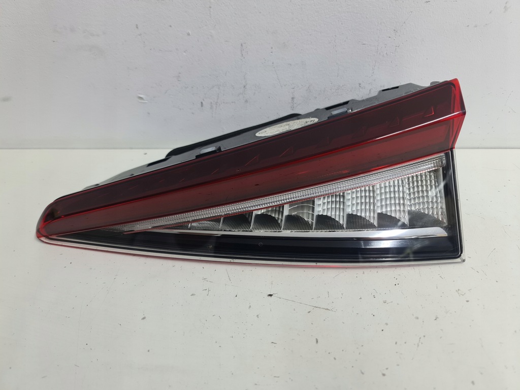 фото №1, Лампа задняя правая skoda enyaq 5lg945308