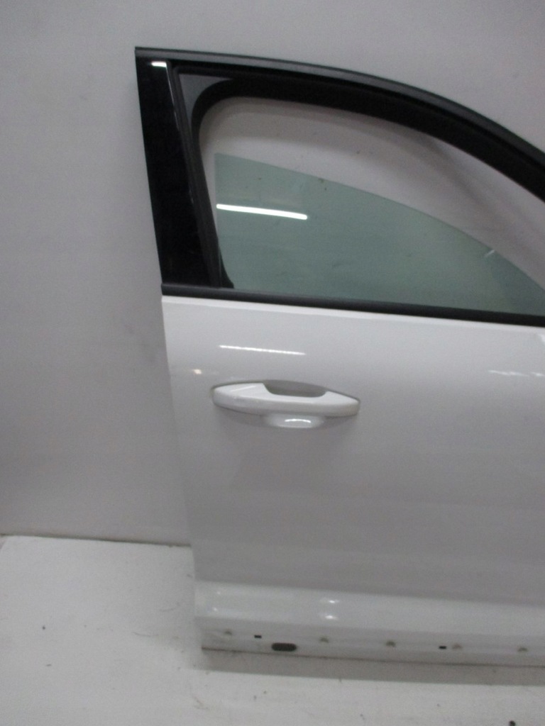 фото №6, Дверь правое передние volvo xc40 xc bez накладки