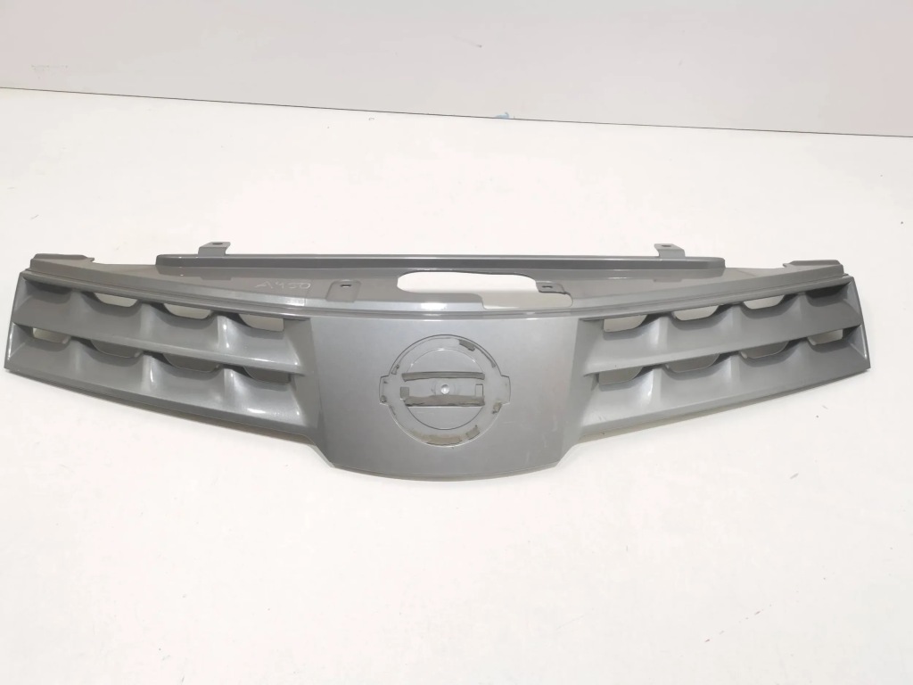 фото №1, Решётка радиатора бампера nissan note 05-09 oryg ładna cała !!