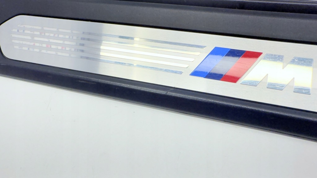 Bmw g01 x3 g02 x4 накладки накладки порогові ліва права m-pakiet комплект  в гарному стані Київ