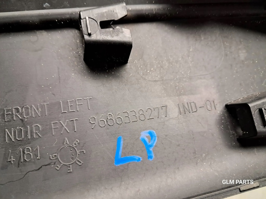 фото №7, Citroen c3 picasso молдинг левых дверь передних хром 9686338277