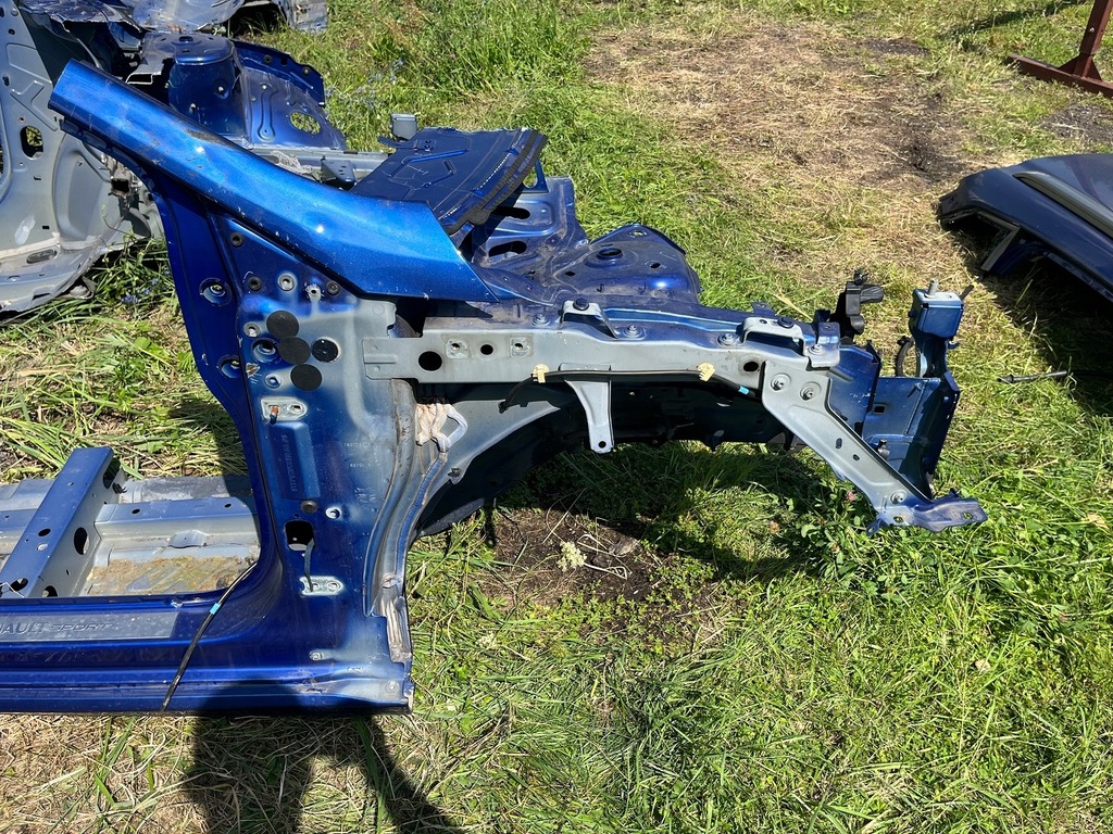 фото №1, Renault megane iv четверть правая lub lewaterqh оригинал