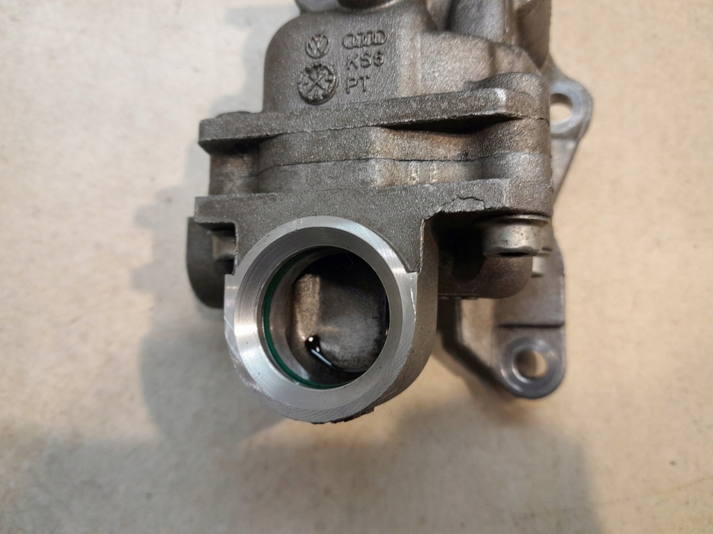 фото №5, Насос масла polo iii 6n2 r045115109a