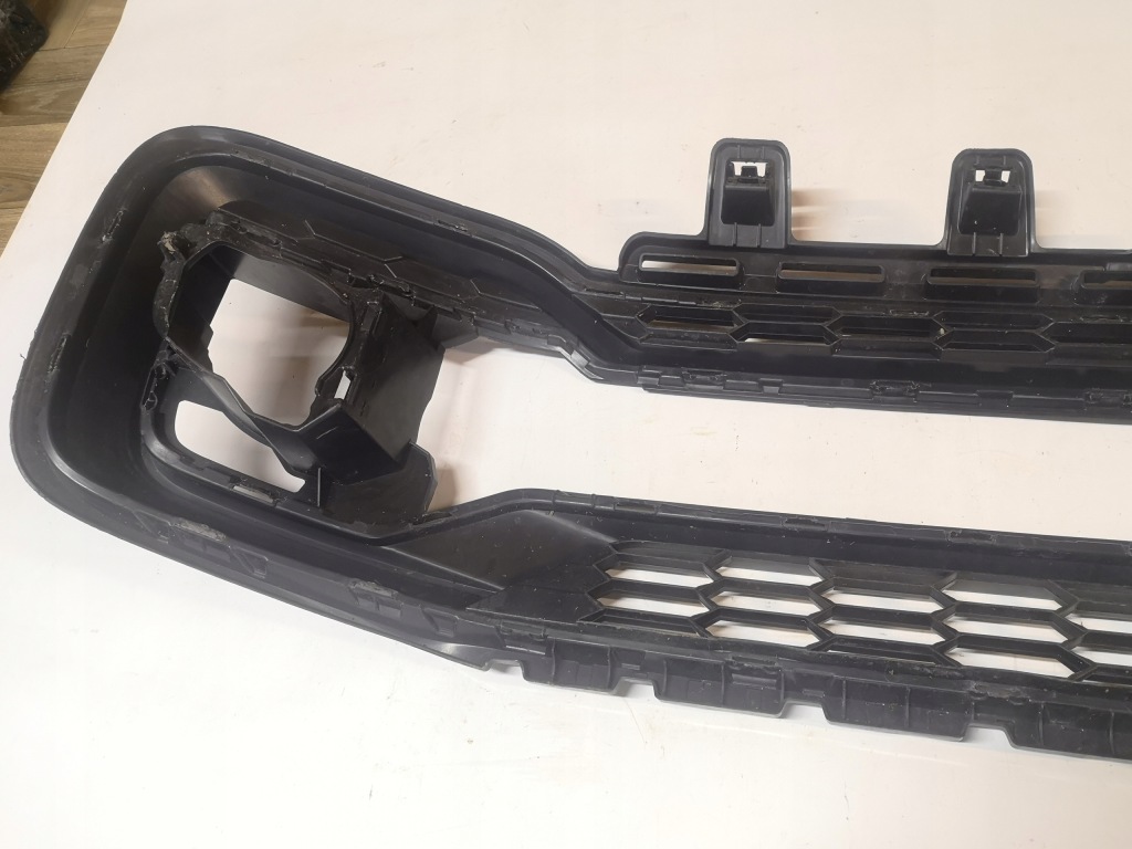 фото №7, Vw up lift - решётка средняя бампера